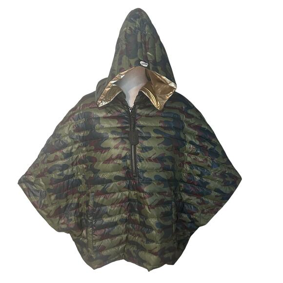 THINK ROYLN Camouflage Puffer Jacket with Gold Lining - Picture 1 of 7